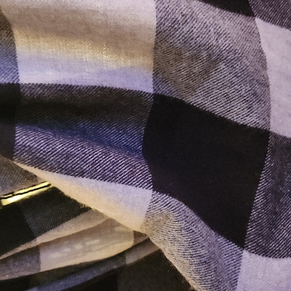 Calvin Klein scarf - Picture 4 of 5